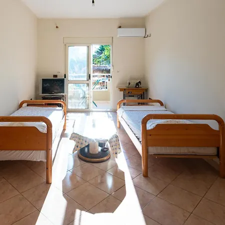 Serxhio Aparthotel